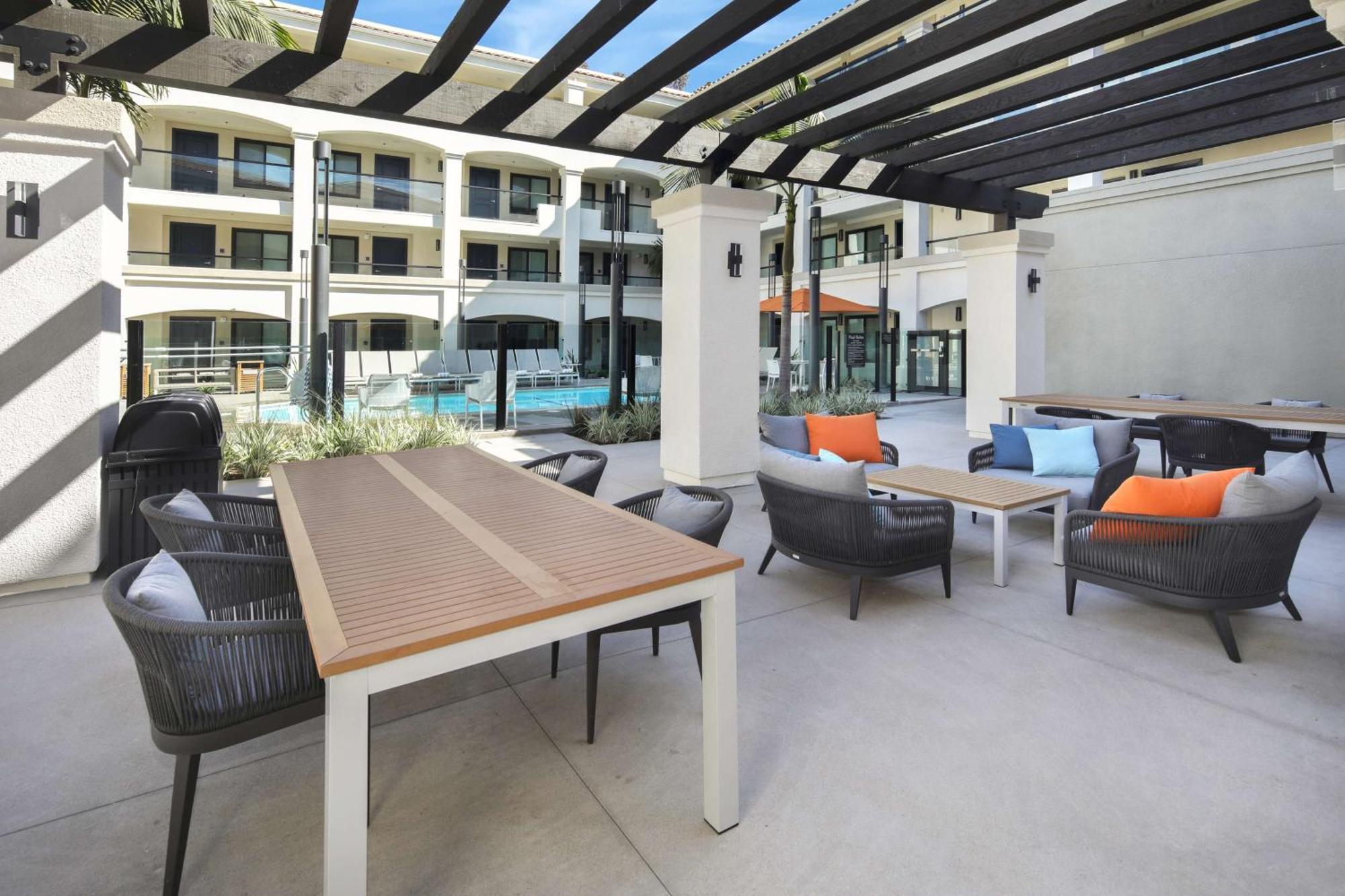 Homewood Suites By Hilton San Diego Central Exteriör bild