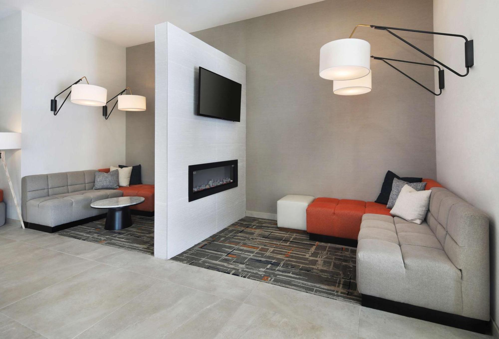 Homewood Suites By Hilton San Diego Central Exteriör bild